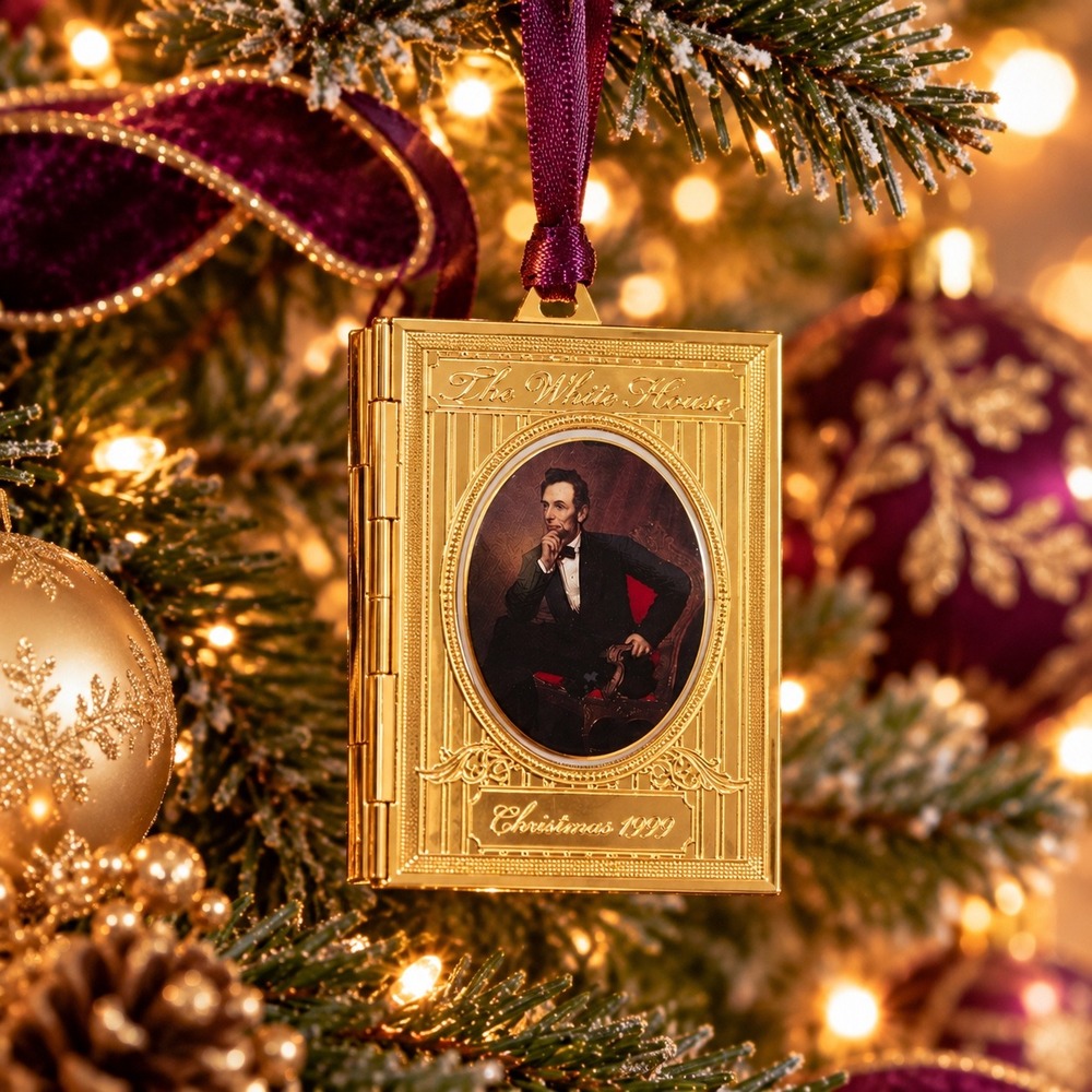 White House Historical Association 1999 Abraham Lincoln Christmas Ornament Boxed